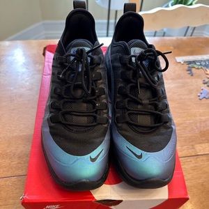 nike air max axis premium. black with iridescent.